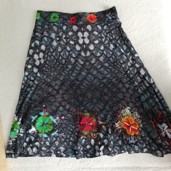 Desigual Cirque du Soleil Skirt, Artsy Pattern Mermaid Wearable Art, Size Small - Picture 2 of 12